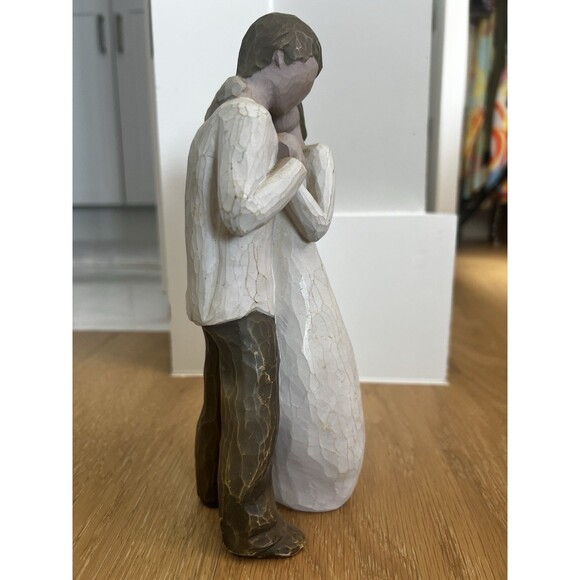 Willow Tree Promise Sculpted Hand-Painted Figurine by Susan Lordi - 26121 - Picture 4 of 9